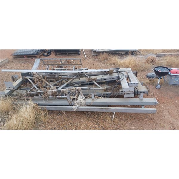 4 WALL MOUNTED 8 FT X30 INCH RACKING UPRIGHTS AND SOME BEAMS AND MISC ITEMS