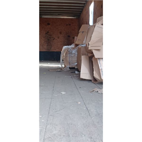 SKID OF PEG OR GRID WALL ACCESSORIES AND HOOKS