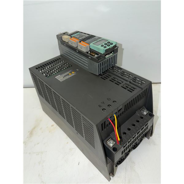 Siemens #6SL3210-1SE21-8UA0 Sinamics PM340 w/ #6SL3040-0JA01-0AA0