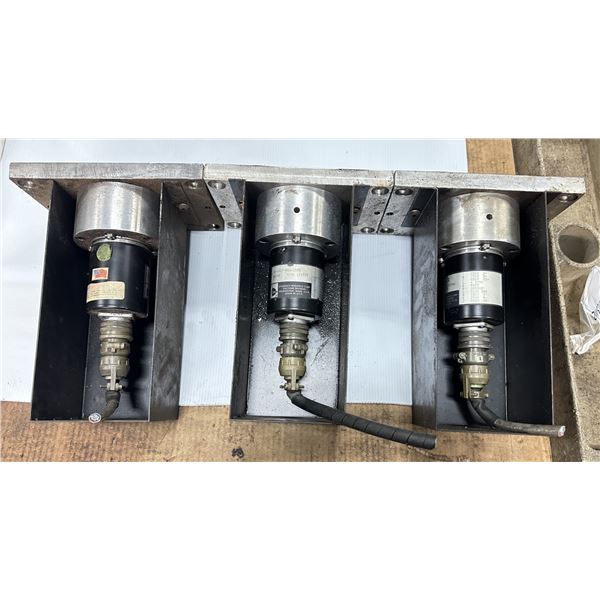 (3) DRC #25-S031-B12-2500 Encoders