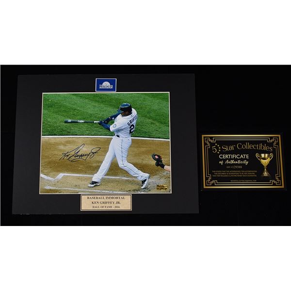 KEN GRIFFEY JR SIGNED PHOTO 8X10 MATTED W/COA