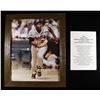 Image 1 : HANK AARON SIGNED PHOTO 8 X 10 FRAMED W/ COA