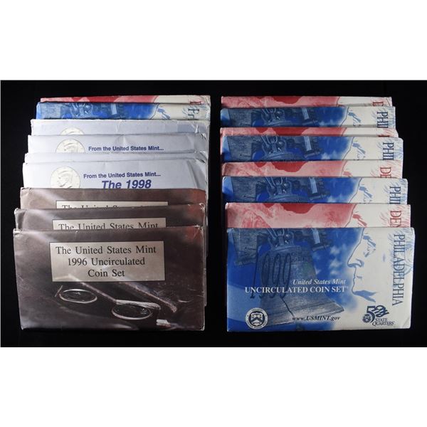(12) US MINT SETS