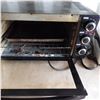 Image 2 : Toaster oven and electric grill