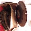 Image 3 : Container of assorted saw blades
