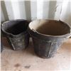 Image 3 : 3 rubber feed buckets