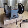 Image 4 : Delta 6 inch basic bench grinder