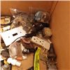 Image 11 : Electrical parts and pieces