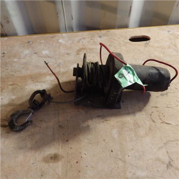 12 Volt winch no controller as is