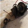 Image 2 : 12 Volt winch no controller as is