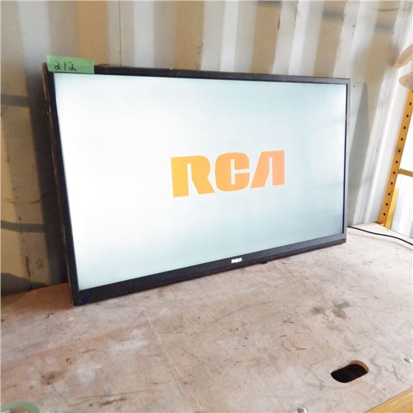 RCA flat screen TV , works , no remote