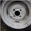 Image 8 : Assorted small tires sizes in pictures