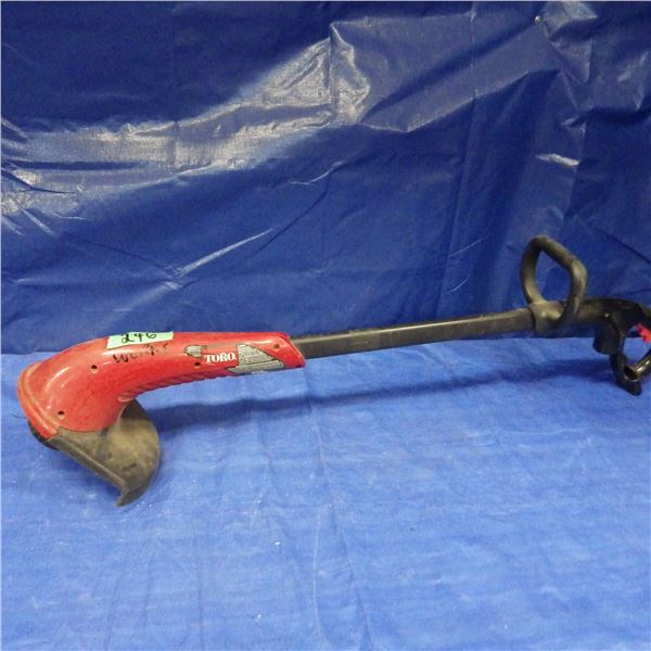 toro string trimmer - working