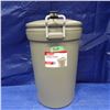 Image 1 : Rubbermaid 12 liter animal stopper garbage container