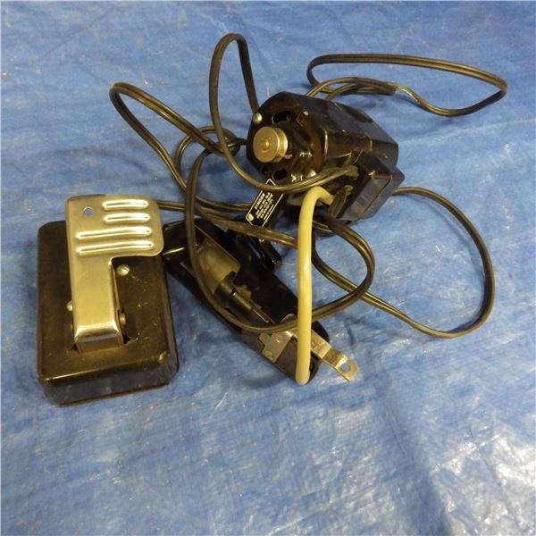 Singer sewing machine motor with foot treadle