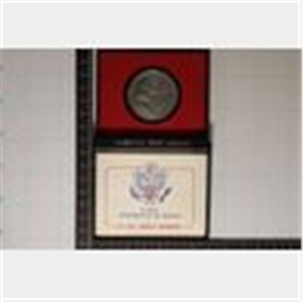 AMERICAS 1ST MEDAL IN PEWTER. LT. COLONIAL JOHN