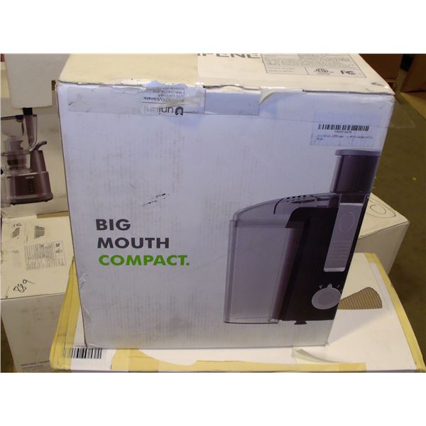 Big Mouth Compact White - Retail $120