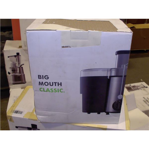 Big Mouth Compact Silver - Retail $120