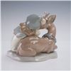 Image 2 : Lladro Porcelain Figurine, A Well Earned Rest 01006897