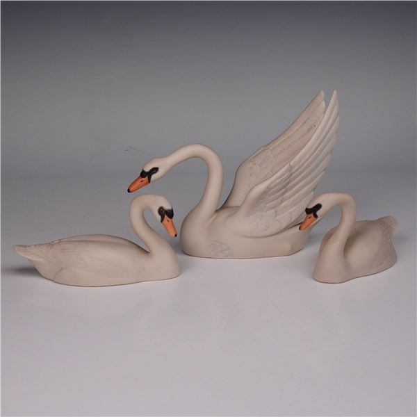 3pc Laszlo Ispansky for Goebel Figurines, Winged & Little Swans