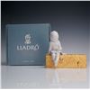 Image 7 : Lladro Porcelain Figurine, Learning Orlando (Gold) 01007462