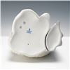 Image 3 : Lladro Porcelain Figurine, Welcome to The Family 1006939