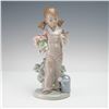 Image 1 : Lladro Porcelain Figurine Spring Girl 01005217