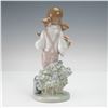 Image 3 : Lladro Porcelain Figurine Spring Girl 01005217
