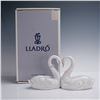 Image 5 : Lladro Porcelain Figurine, Endless Love 1006585