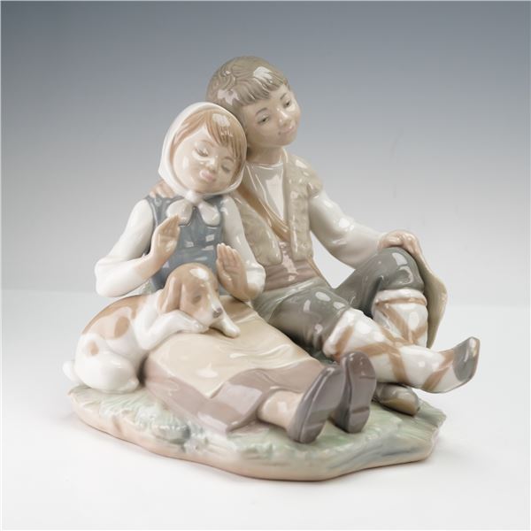 Lladro Porcelain Figurine, Friendship 1001230