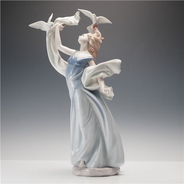 Lladro Porcelain Figurine, New Horizons 01006570