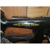 Image 2 : Singer Sewing Machine A