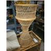 Image 2 : Wicker A