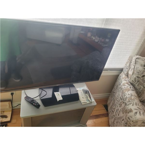 42" LG TV, Stand A