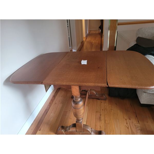 Drop Leaf Table A