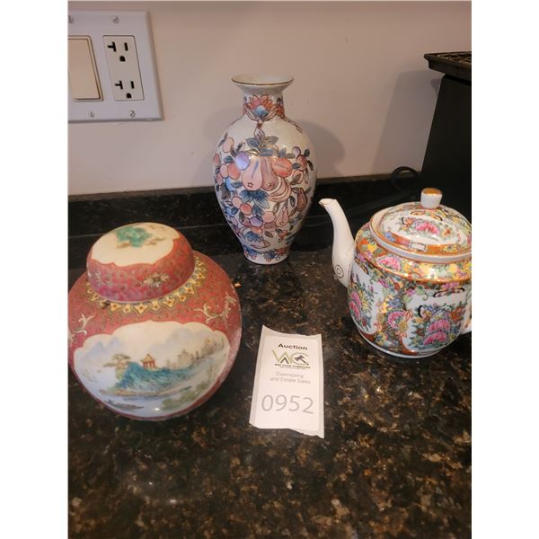 Asian Pottery, Porcelaine A