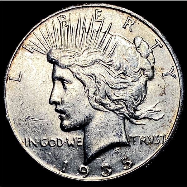 1935 Silver Peace Dollar CLOSELY UNCIRCULATED