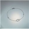 Image 1 : 18k White Gold 0.09ctw Diamond Interlocking Hearts Bracelet