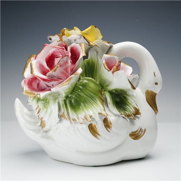 Capodimonte Floral Swan Gilt Centerpiece