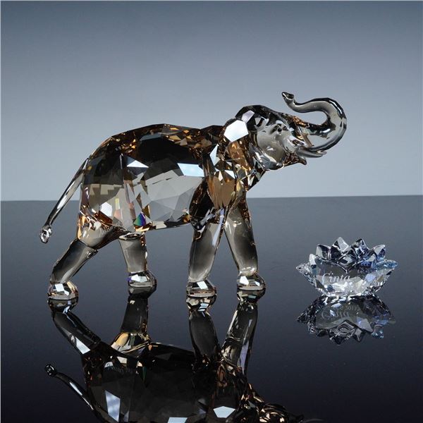 Swarovski Crystal Figurine and Plaque, Cinta the Elephant 1137207