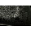 Image 6 : Louis Vuitton Green Taiga Leather Kendall GM Bag