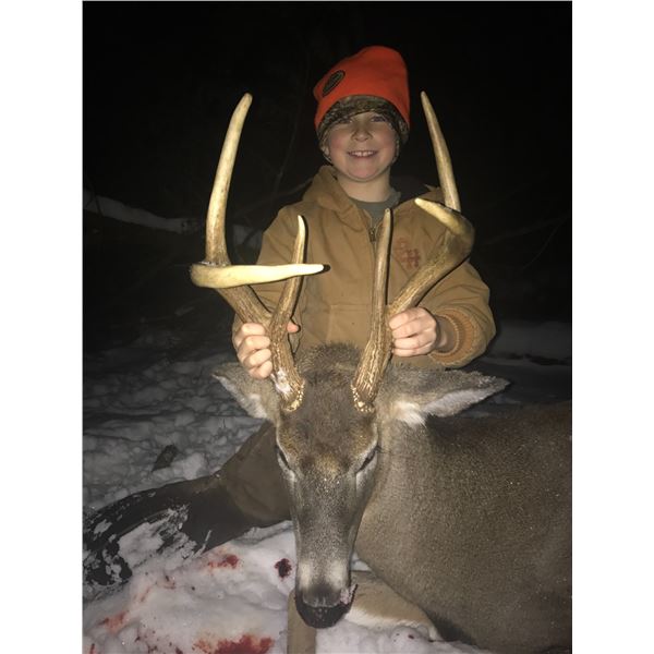 1 Day, one-on-one Youth Cull Whitetail Buck or Doe Hunt with Parent