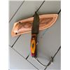 Image 2 : Custom Damascus steel knife and sheath