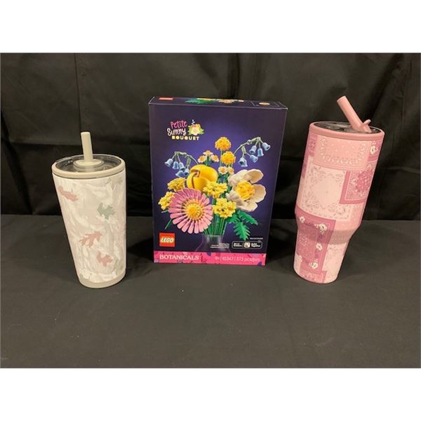 Lego Bouquet with two Hydrojugs