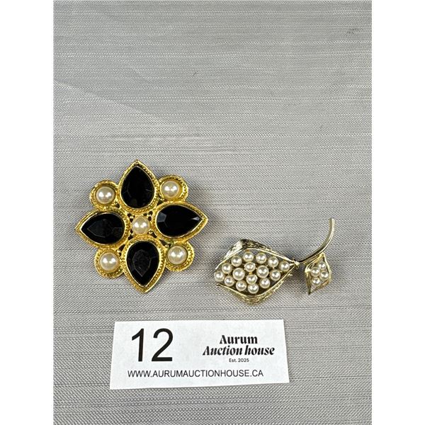 2 Vintage Brooches