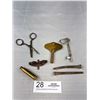Image 5 : Lot of Antique Collectible Skelenton Keys Etc