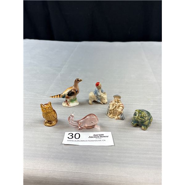 Vintage Lot of Tetley Tea Figures