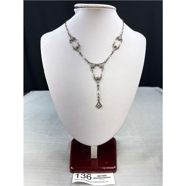 Lovely Vintage Art Deco Lavalier Silver Necklace