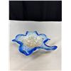 Image 4 : Vintage Murano Venetian Blue Decorative Glass Shamrock Leaf Bowl Candy Dish