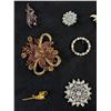 Image 2 : Very Nice Lot of Vintage Brooches Rhinestone etc.